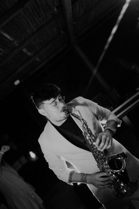 Double Sax & DJ - performance photo 101