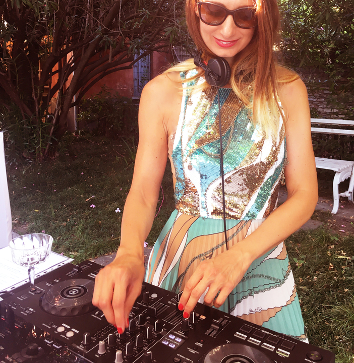 DJ Nene - performance photo 1