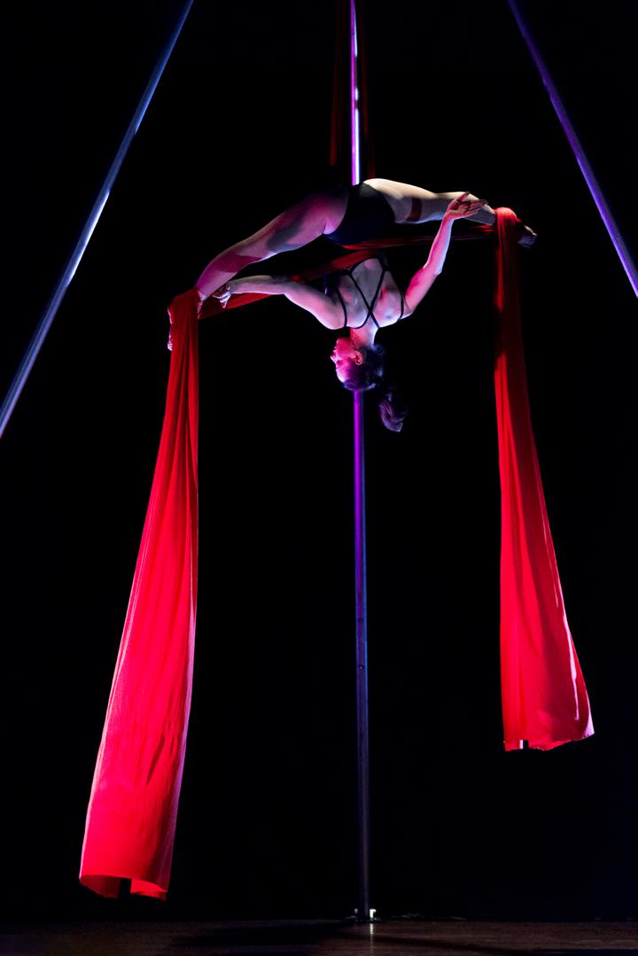 The Tuscany Fire Dancers - performance photo 15