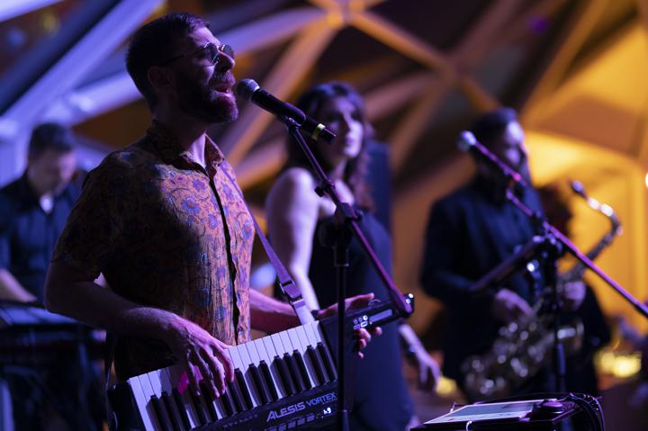 Glam Funk Band - performance photo 17