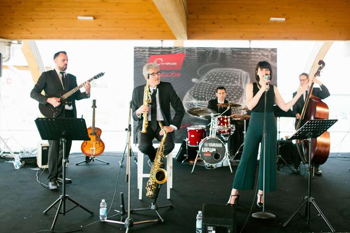 French Swing Band - performance photo 5