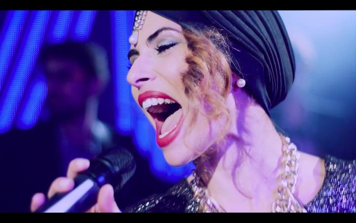 The Big Waves - performance photo 4