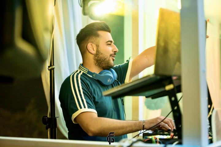 DJ Gius - performance photo 11