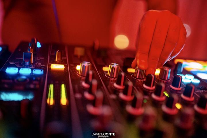 DJ Gius - performance photo 14