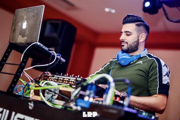 DJ Gius - performance photo 6