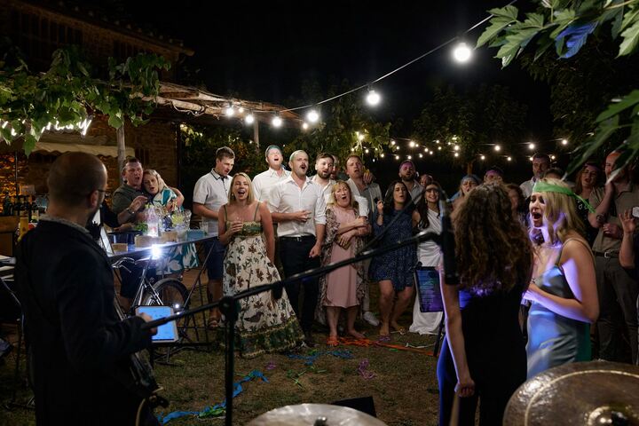 The Florence Acoustic Duo - performance photo 15