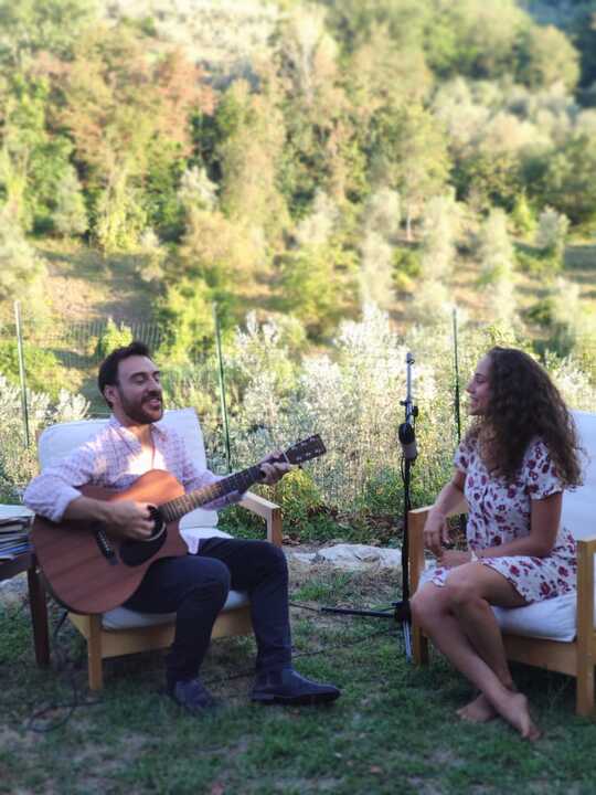 The Florence Acoustic Duo - performance photo 8