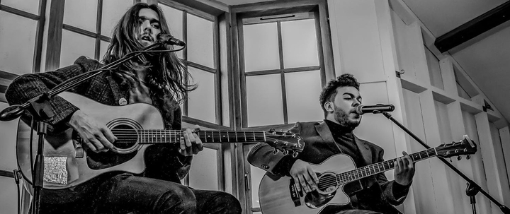 Acoustic Royale - performance photo 15
