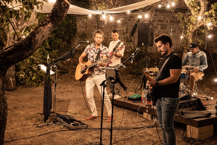 The Tuscany Rock Band - performance photo 2