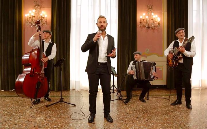 Italian Folk Band - performance photo 14
