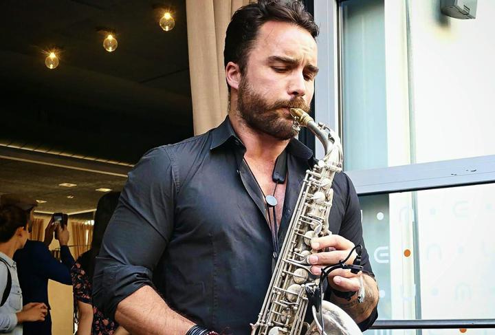 The Milan Saxophonist - performance photo 7