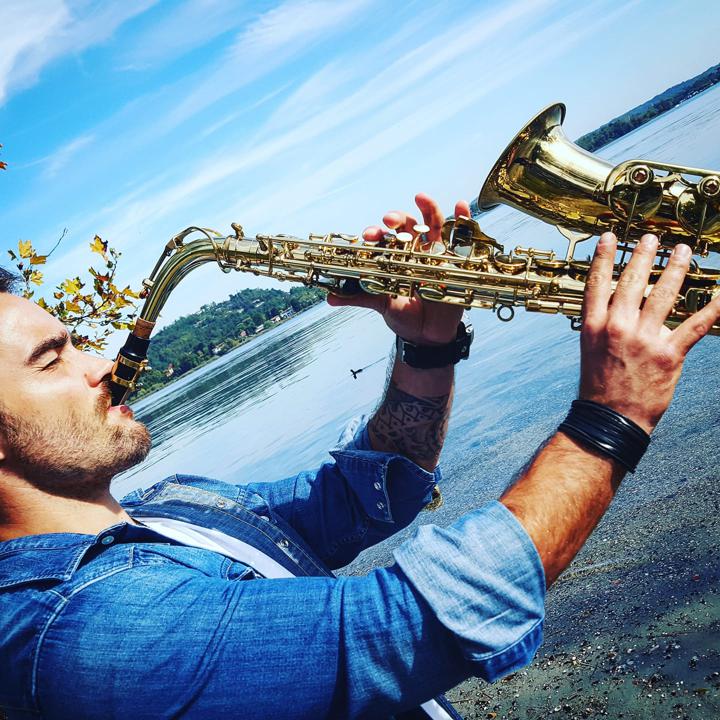 The Milan Saxophonist - performance photo 2