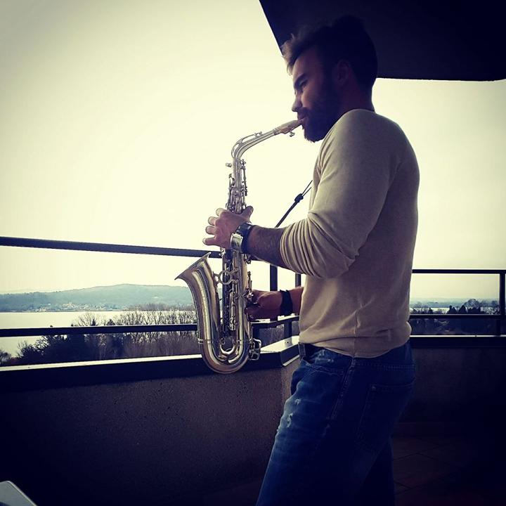 The Milan Saxophonist - performance photo 14