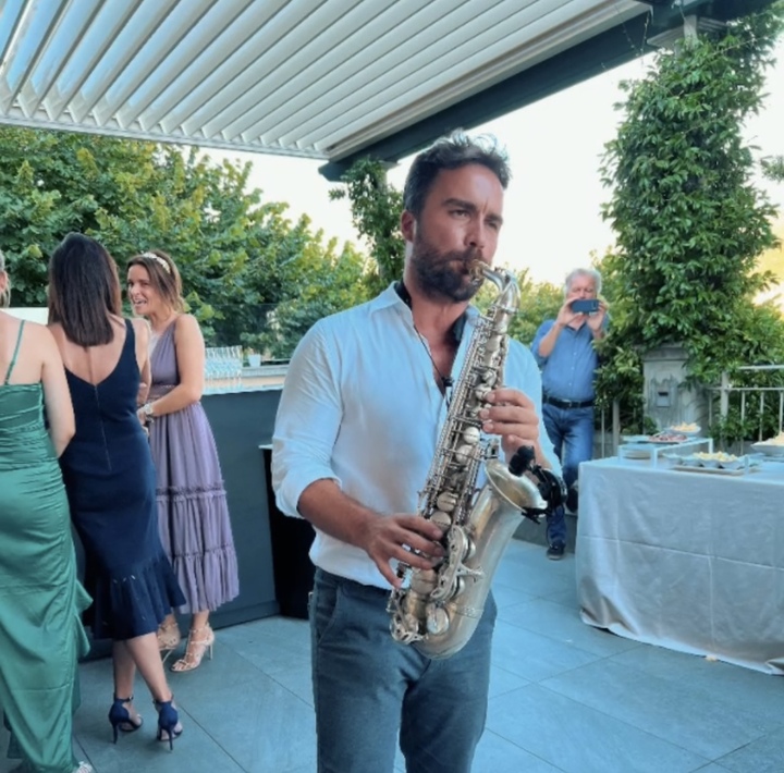 The Milan Saxophonist - performance photo 36