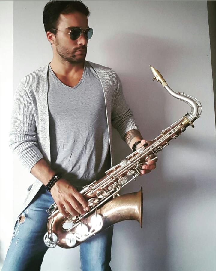 The Milan Saxophonist - performance photo 12