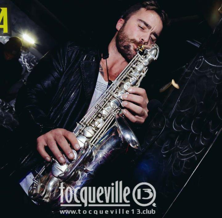 The Milan Saxophonist - performance photo 8