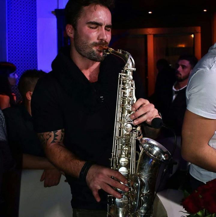The Milan Saxophonist - performance photo 18
