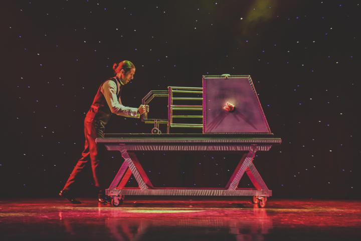 The Rome Magician - performance photo 12