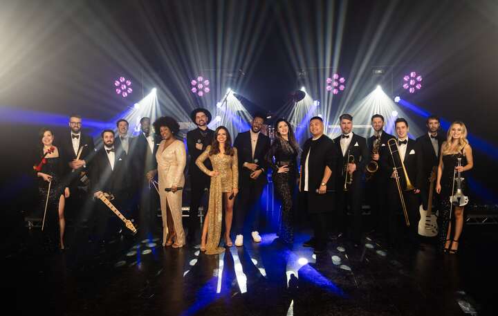 Luna Showband