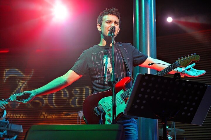 The Cyprus Acoustic Singer