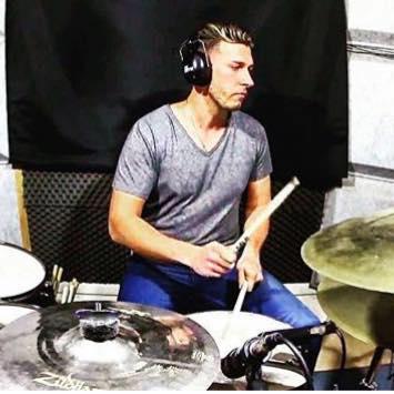 Alberto On Drums - performance photo 6