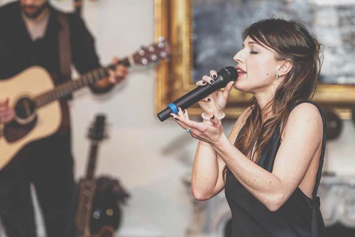 Tania Sings