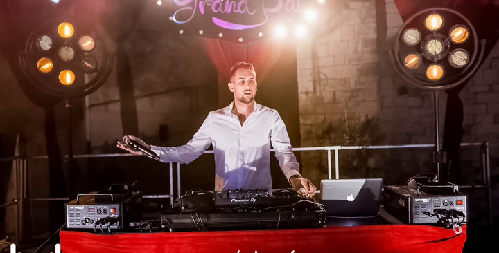 The Exclusive DJ