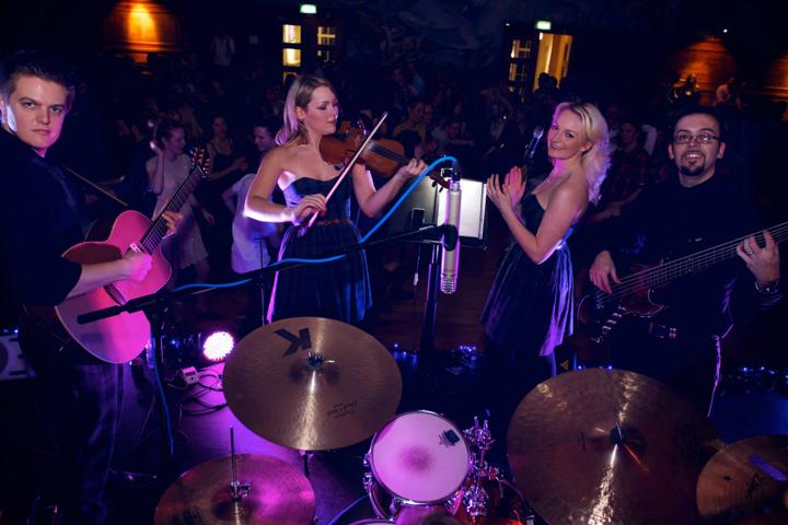 Ceilidh Twist - performance photo 13