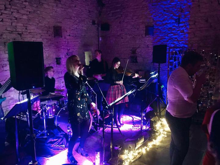 Ceilidh Twist - performance photo 8