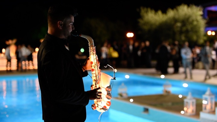 Toni On Sax - performance photo 32
