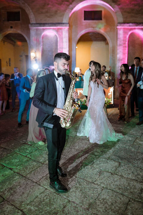 Toni On Sax - performance photo 14