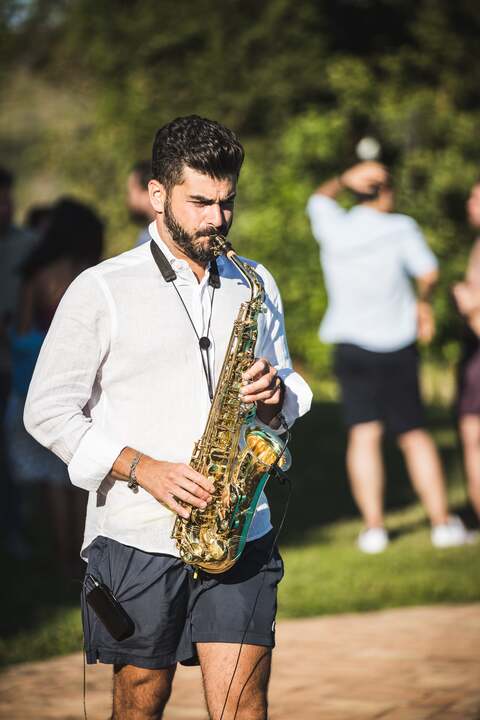 Toni On Sax - performance photo 18