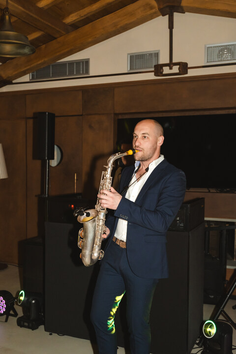 Party Sax & DJ - performance photo 2