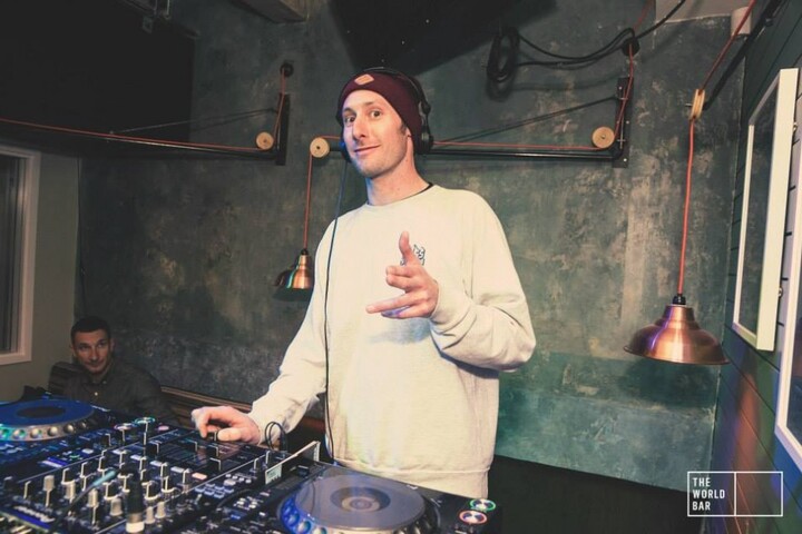 DJ Chris - performance photo 9