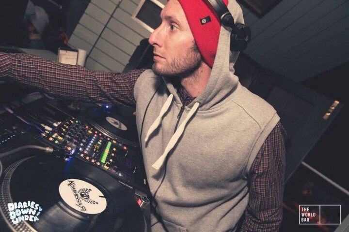 DJ Chris - performance photo 8