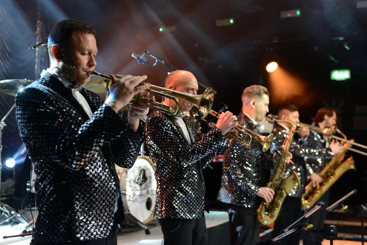 City Lights Showband - performance photo 22