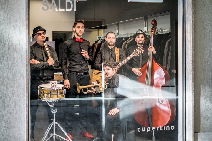The Big Cats - performance photo 4