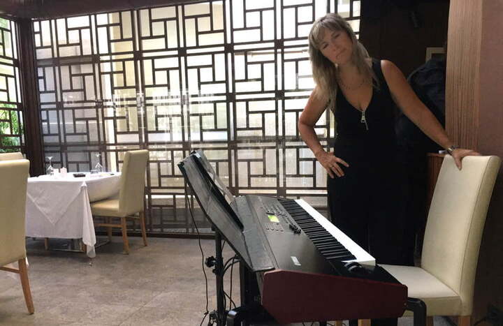 Sonia Pianist - performance photo 5