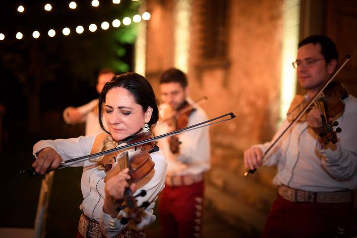 The Rome Mariachi Band - performance photo 4