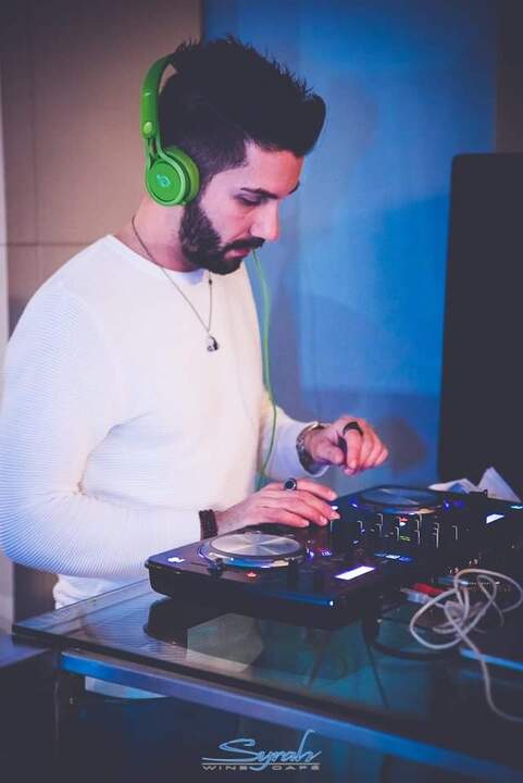 DJ Stefo - performance photo 3