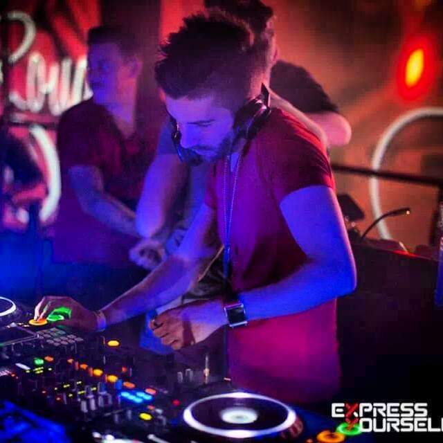DJ Stefo - performance photo 2