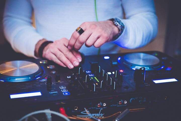 DJ Stefo - performance photo 9