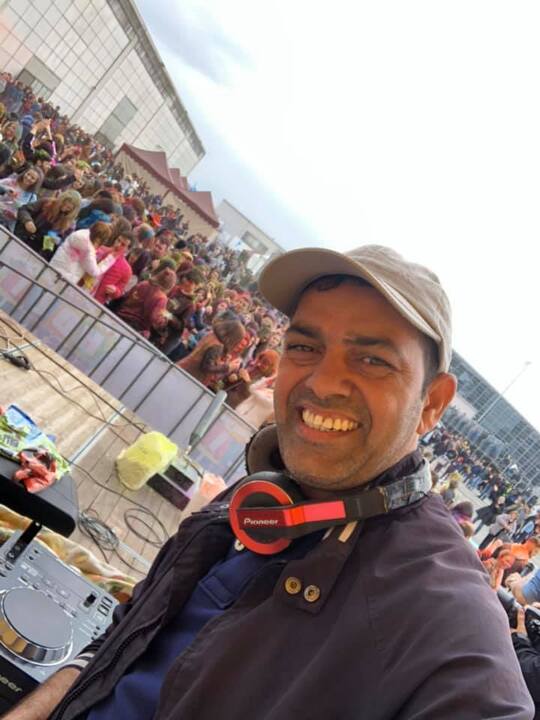 The Bollywood DJ - performance photo 4