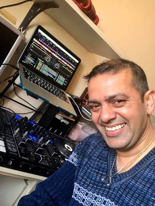 The Bollywood DJ - performance photo 16