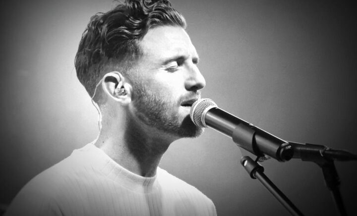 Jack Sings - performance photo 2