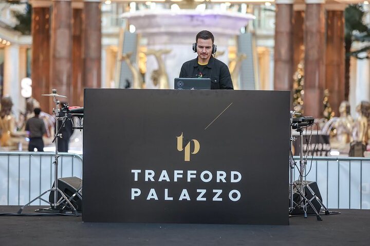 DJ On Drums - performance photo 3