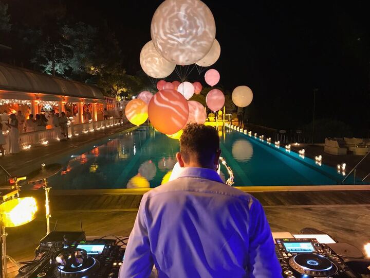 DJ Dee - performance photo 6
