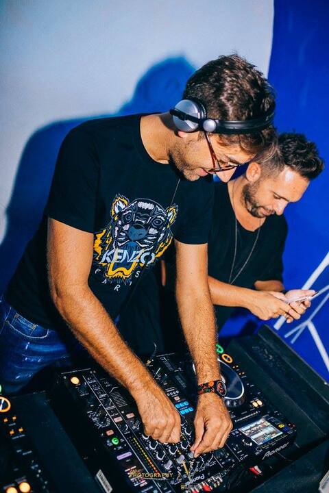 DJ Dee - performance photo 4