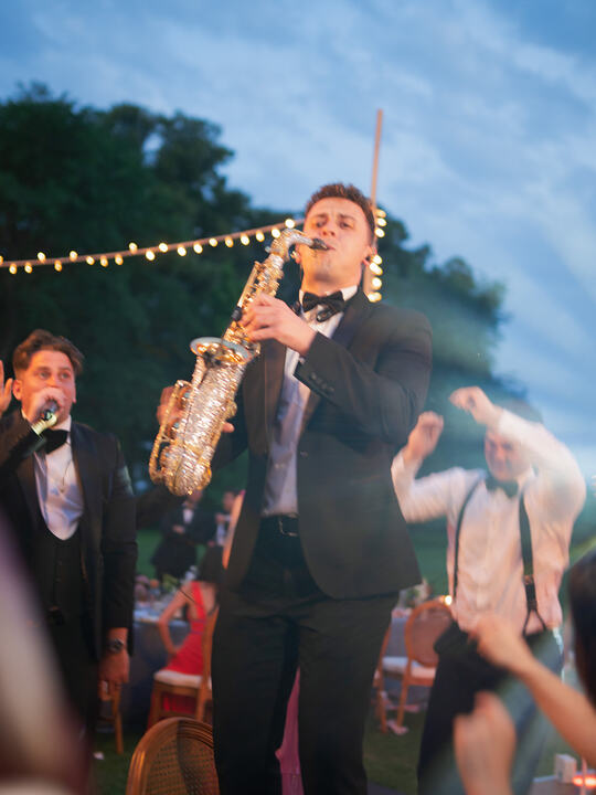 Forever Diamonds Showband - performance photo 6