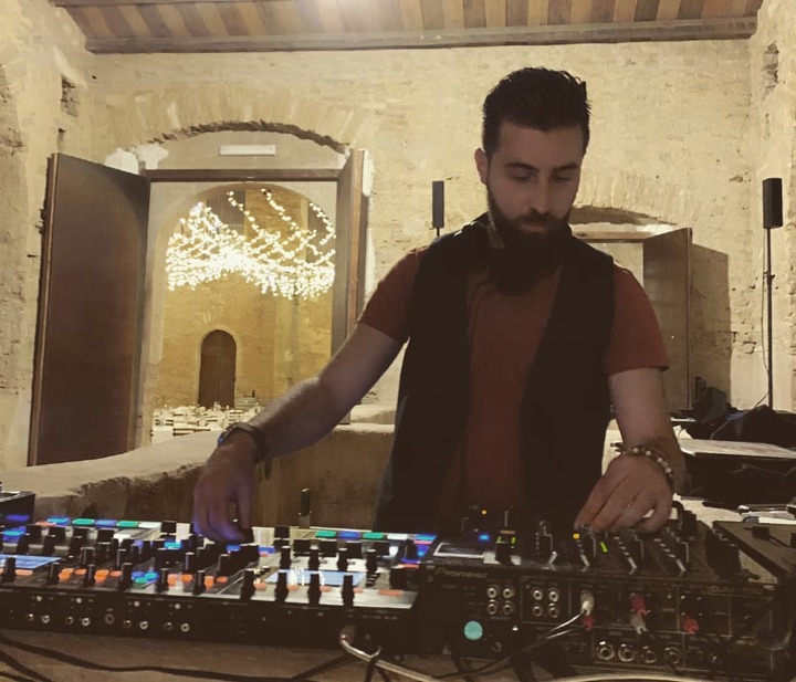 DJ Denny - performance photo 5